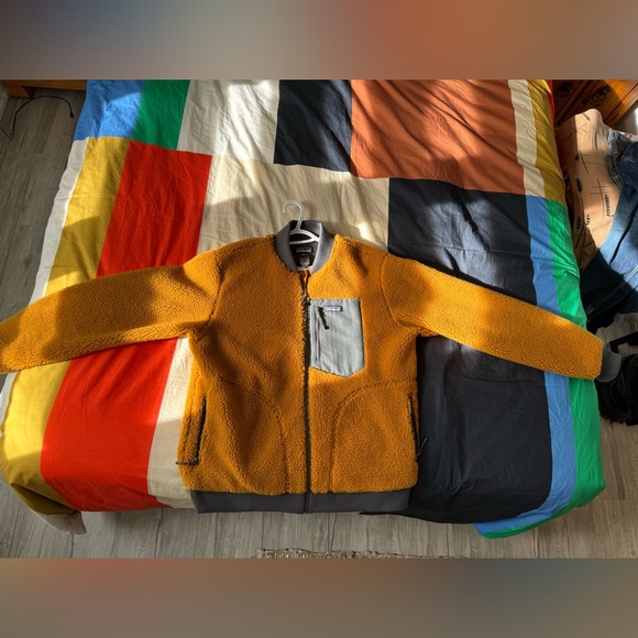 SOLD- Patagonia Retro-X bomber jacket - Picture 4 of 7